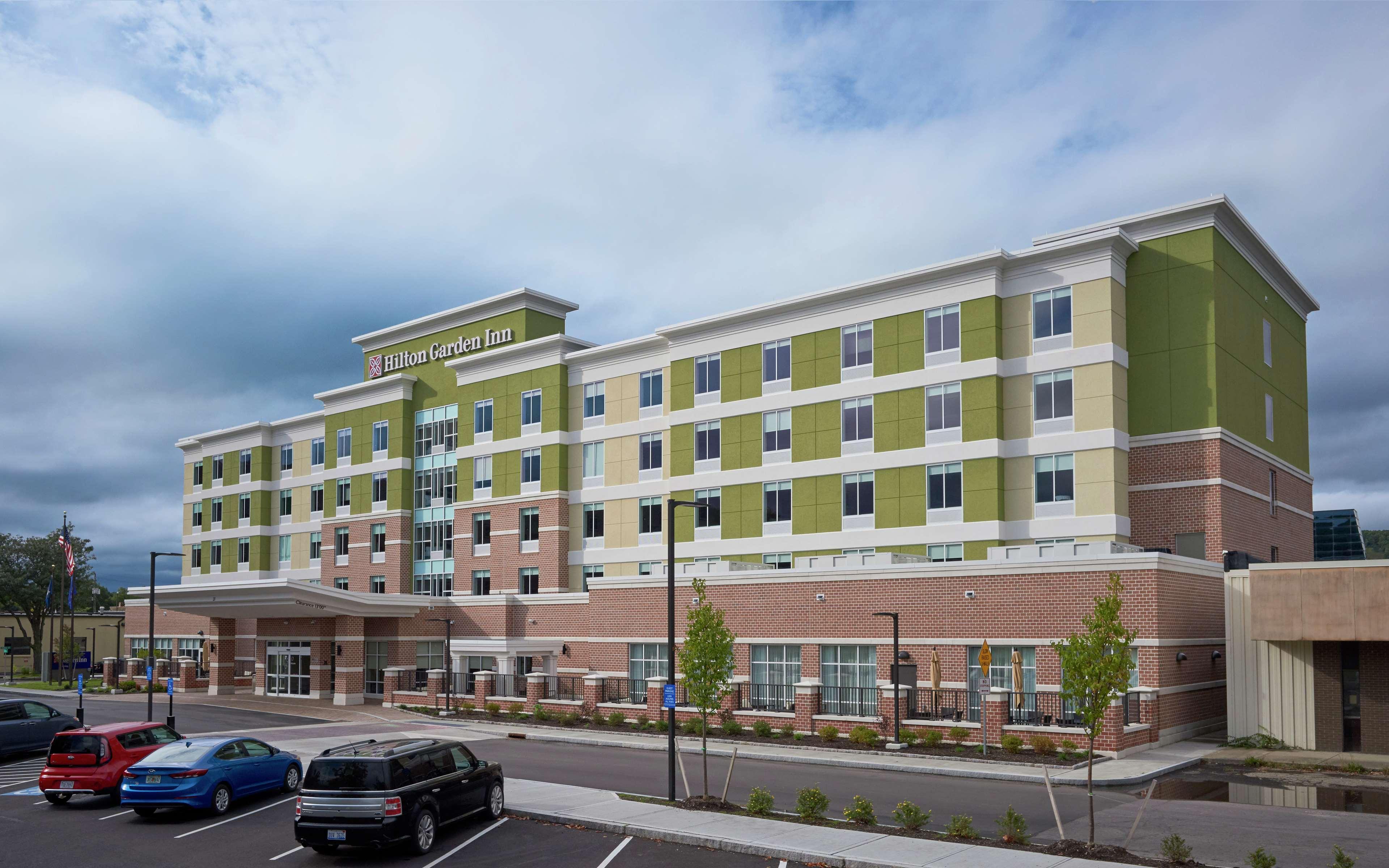Hilton Garden Inn Corning Downtown Экстерьер фото
